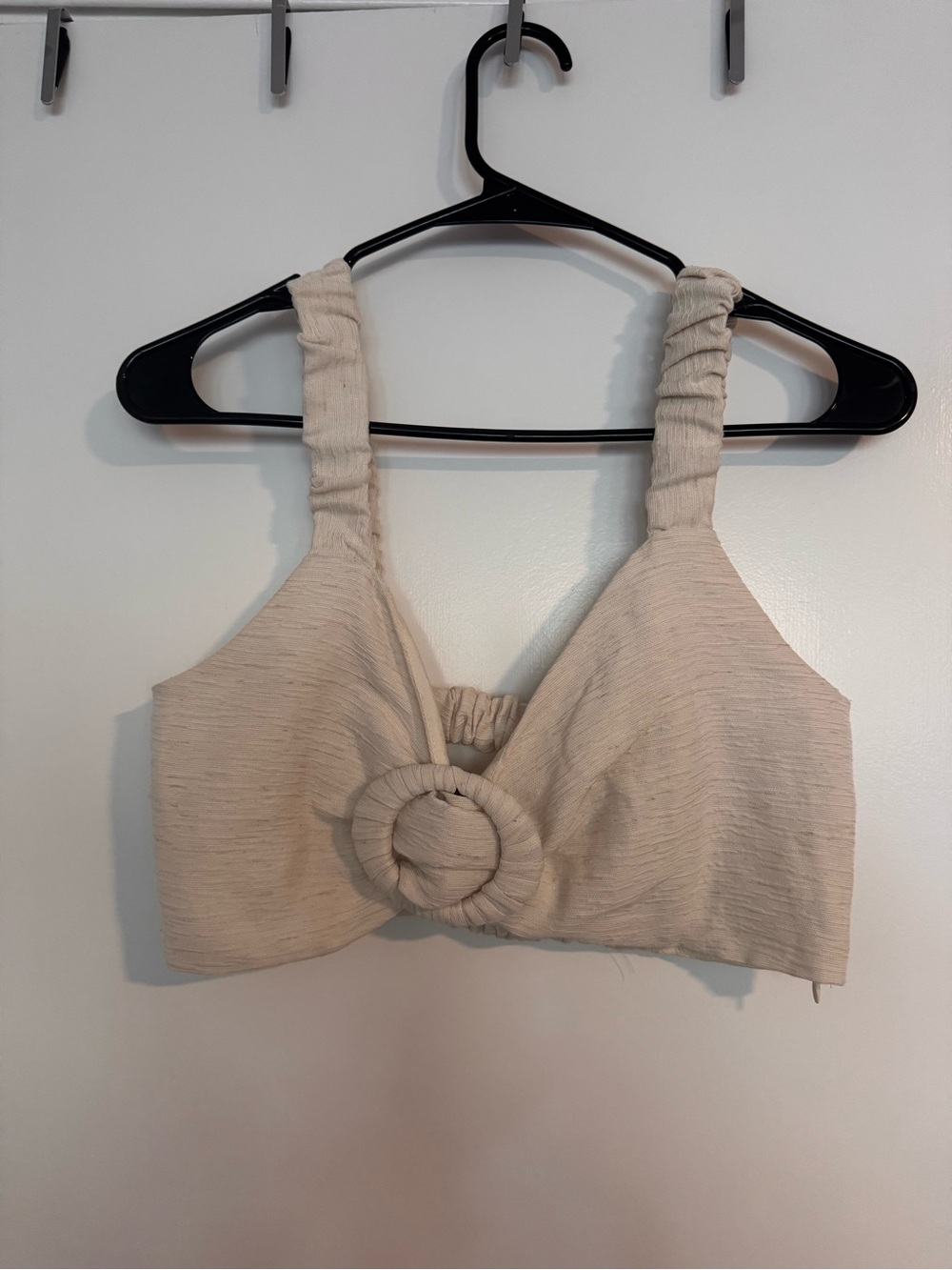DO+BE Cream Ring-Front Ruched Strap Crop Top